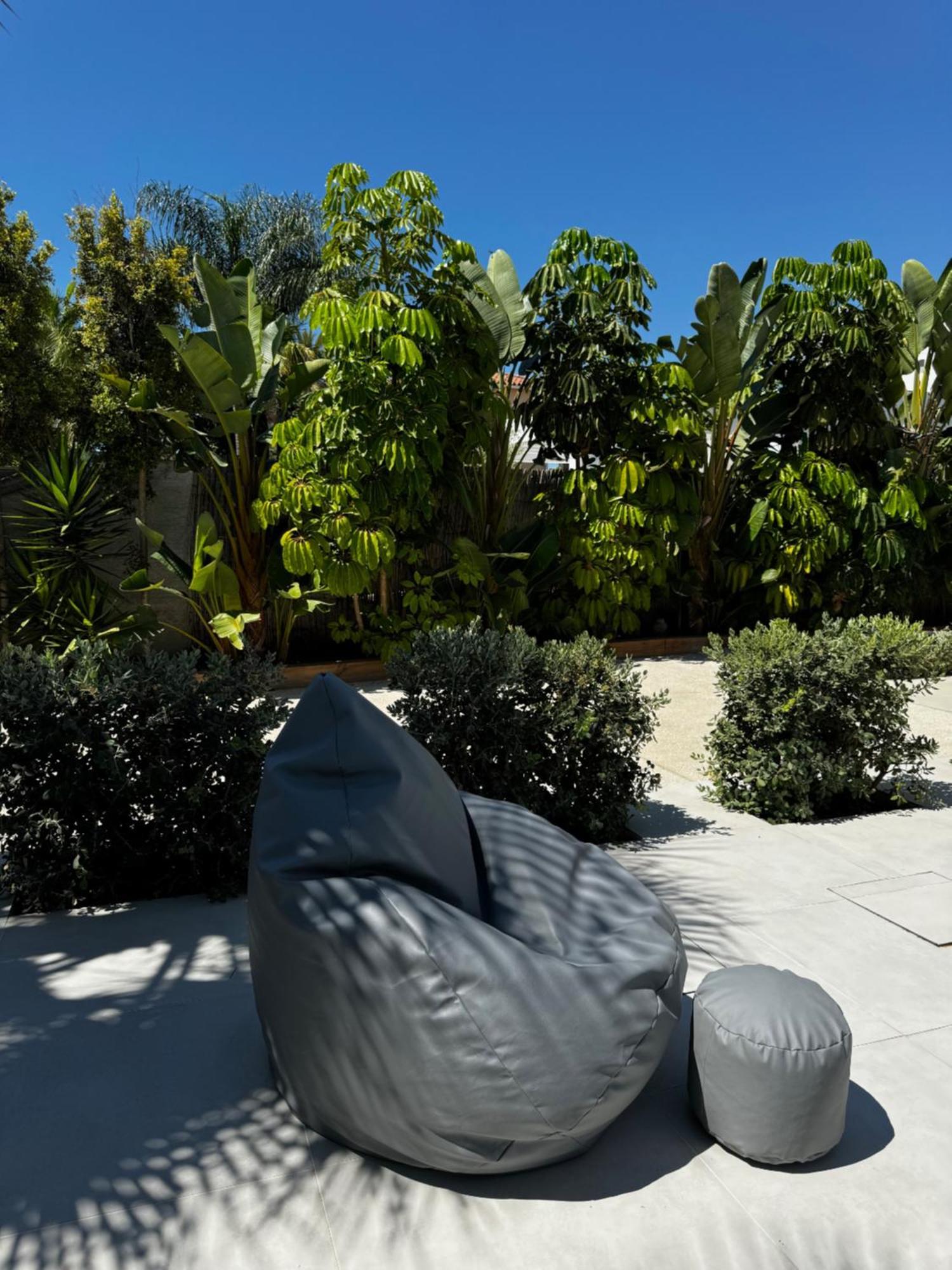 Marbella Bliss - Luxury 4-Bedroom Villa With Garden, Private Pool & Jacuzzi, Marbesa Near- 5 Min To The Cabopino Beach Pousada *